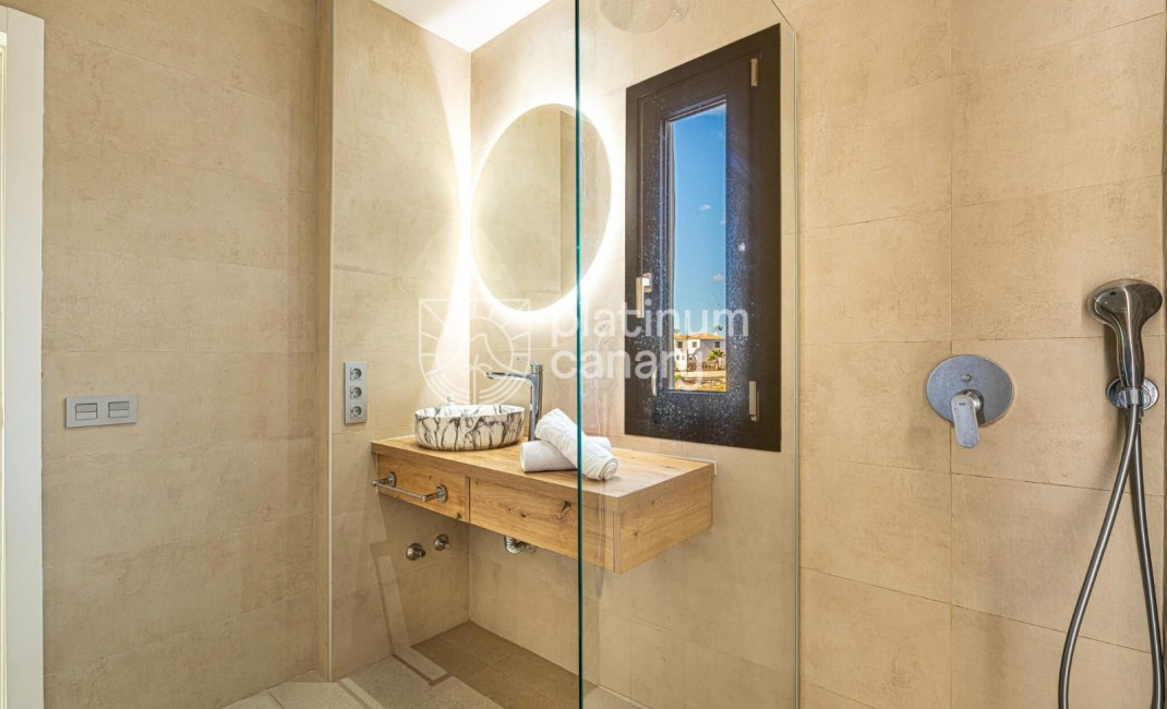 Sale - Villa - Golf Del Sur - Santa Cruz Tenerife