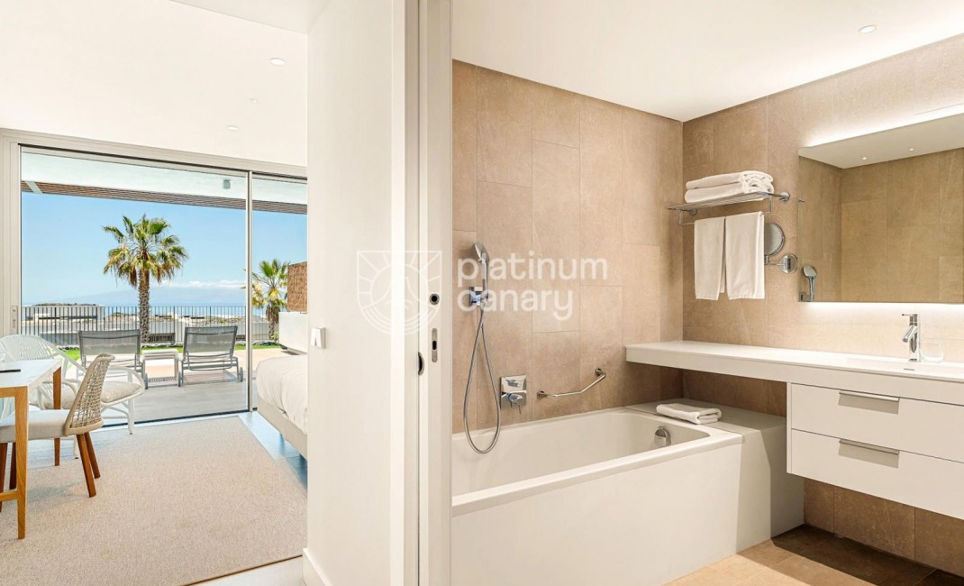 Sale - Apartment - Guia De Isora - Santa Cruz Tenerife