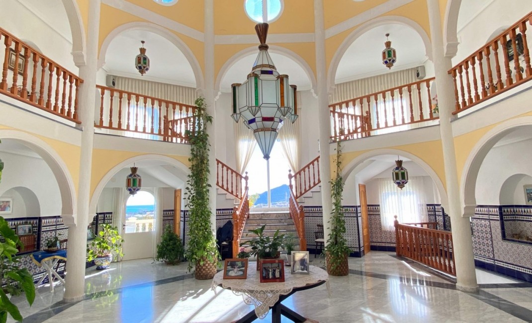 Sale - Villa - Altea