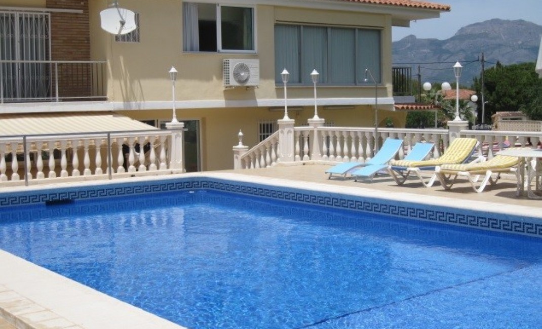 Sale - Villa - Albir