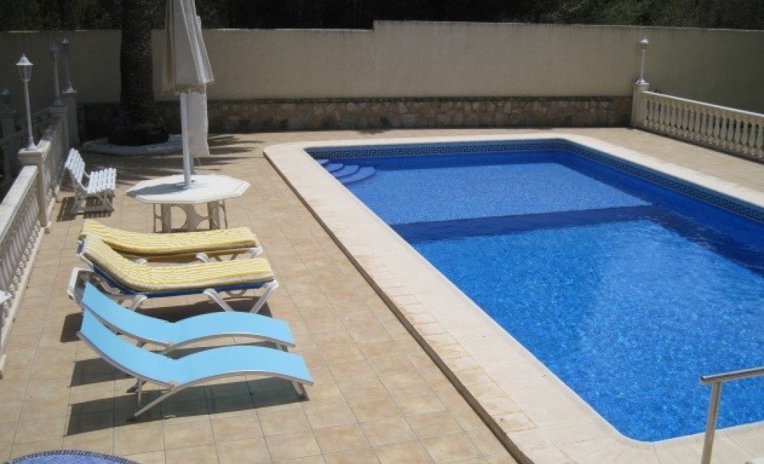 Sale - Villa - Albir