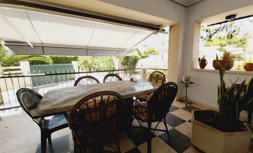 Sale - Villa - Benidorm