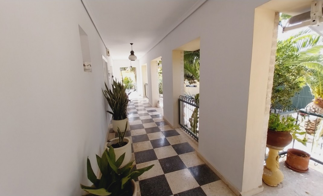 Sale - Villa - Benidorm