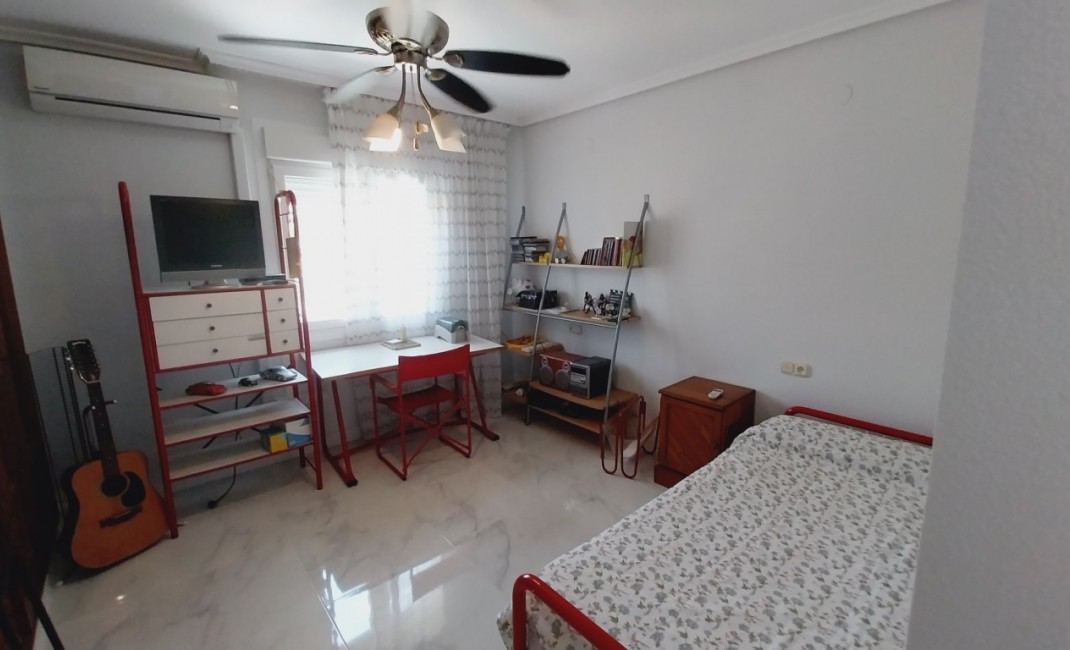 Sale - Villa - Benidorm