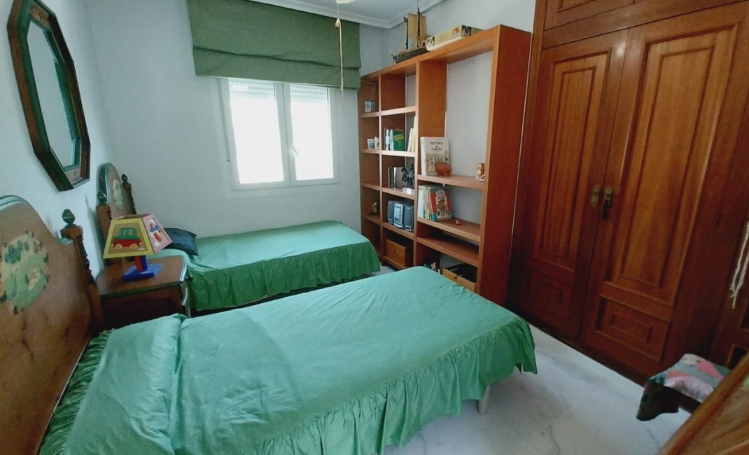 Sale - Villa - Benidorm