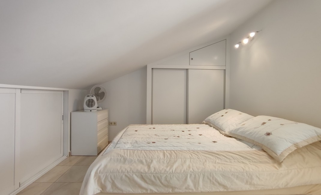 Sale - Apartment - Albir