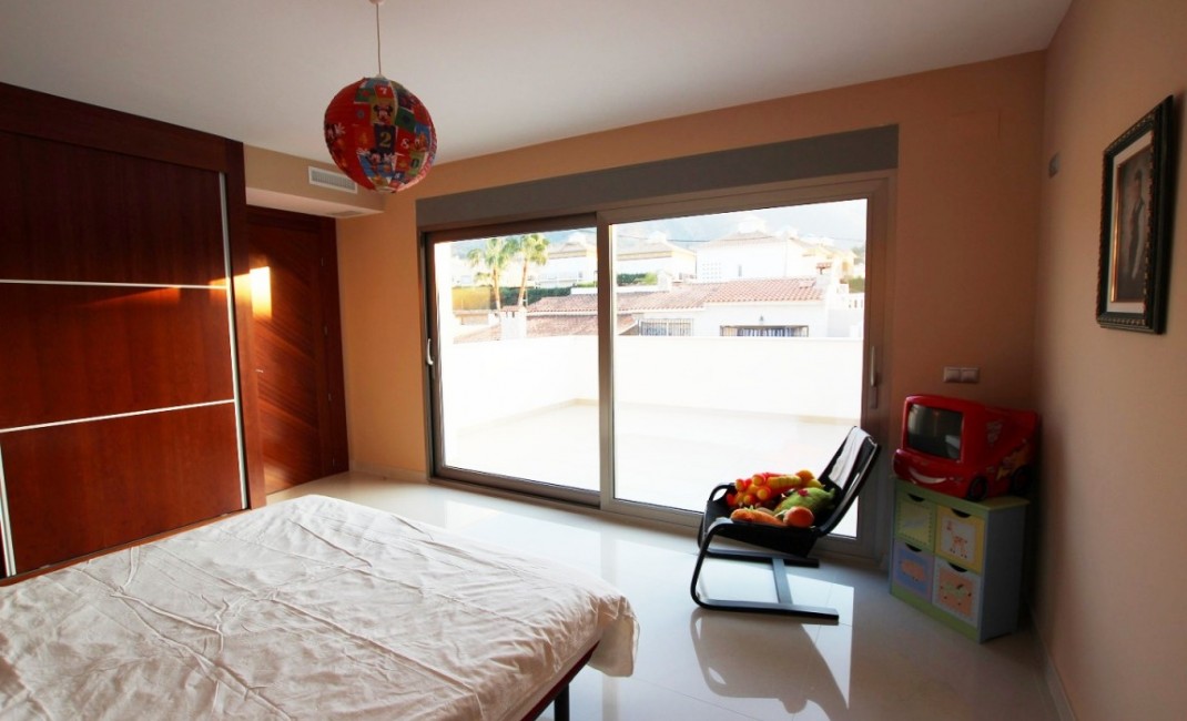 Sale - Villa - Albir