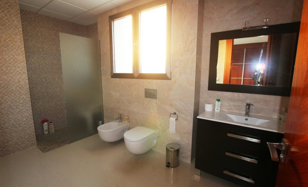 Sale - Villa - Albir