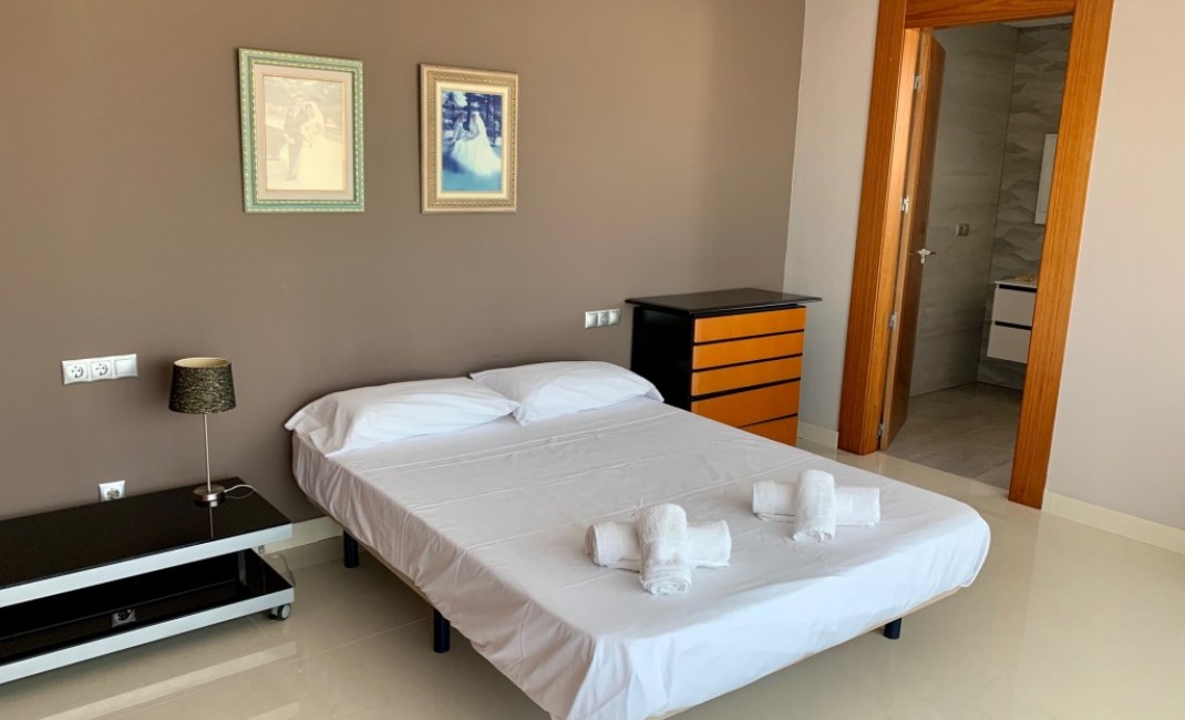 Sale - Villa - Albir