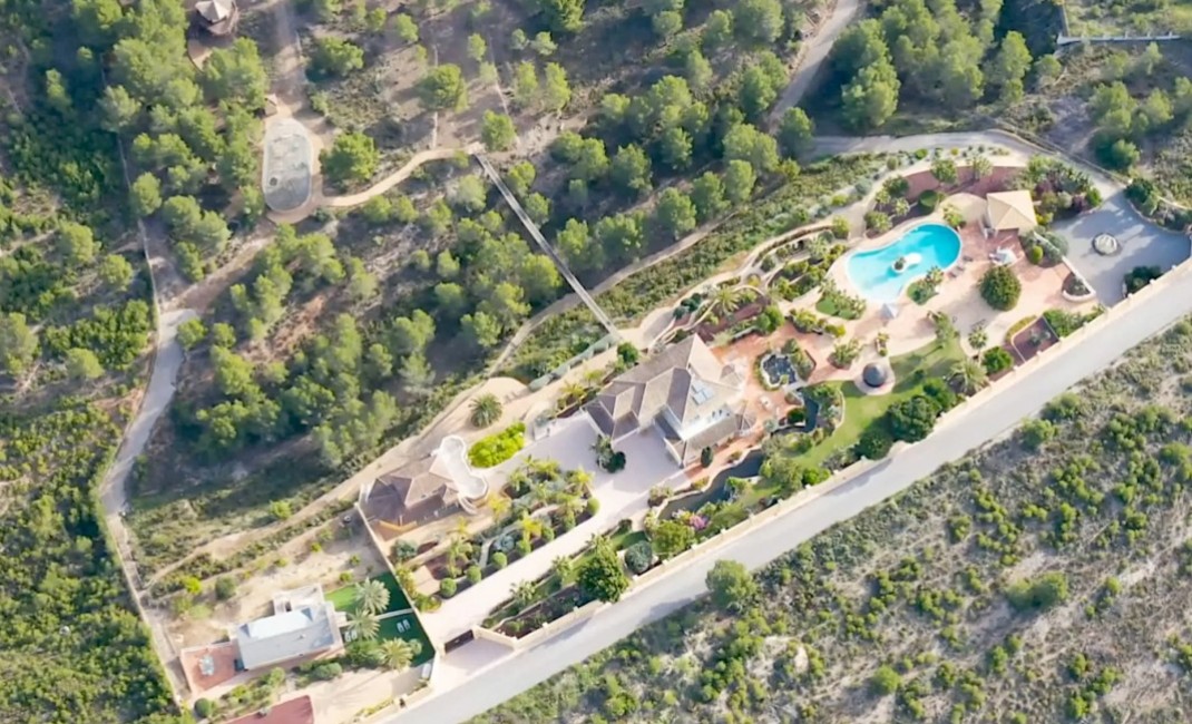 Sale - Villa - La Nucia - La nucia