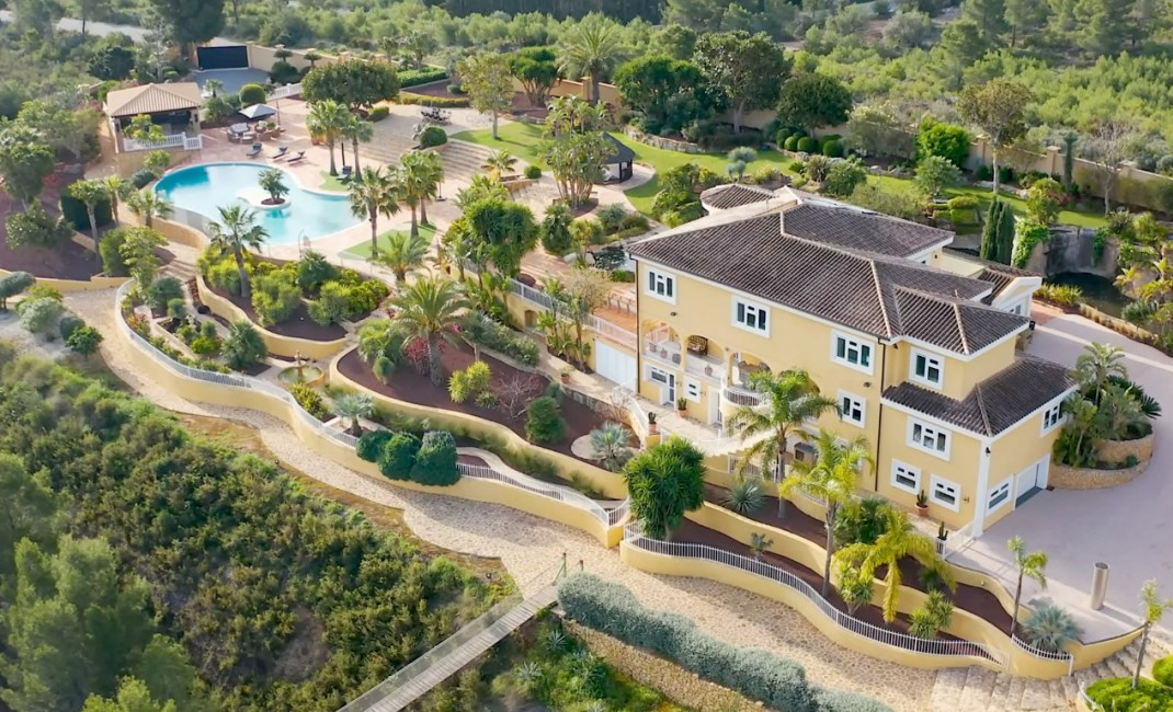 Sale - Villa - La Nucia - La nucia