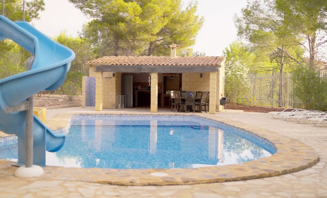 Sale - Villa - La Nucia - La nucia