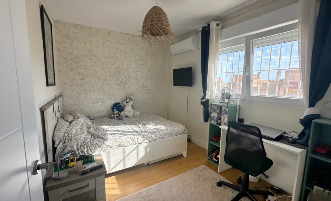 Sale - Villa - La Nucia - La nucia