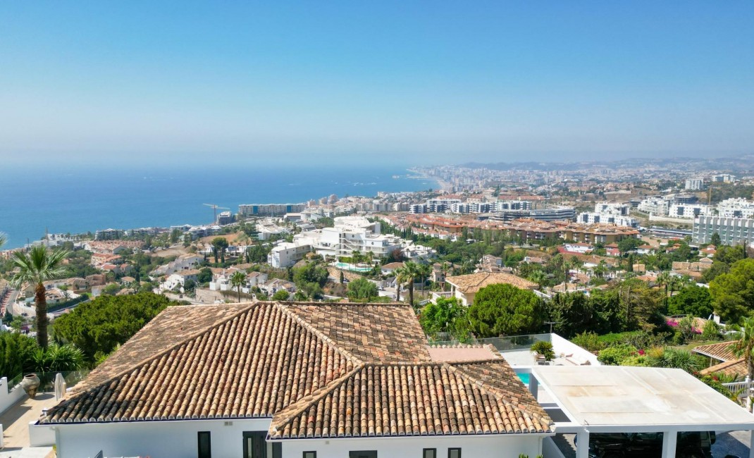 Nouvelle construction - Villa - Benalmdena - Benalmádena