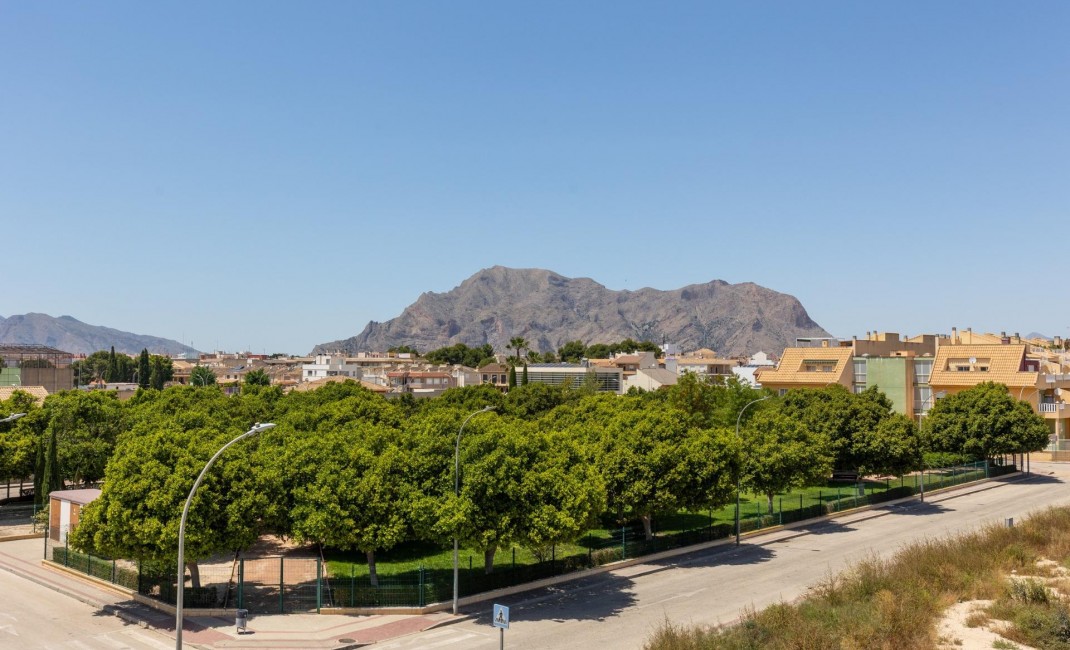 Nouvelle construction - Townhouse - Rafal