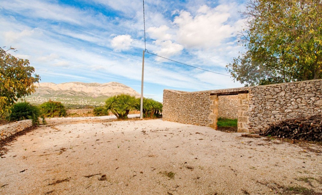 Sale - Plot - Gata de Gorgos