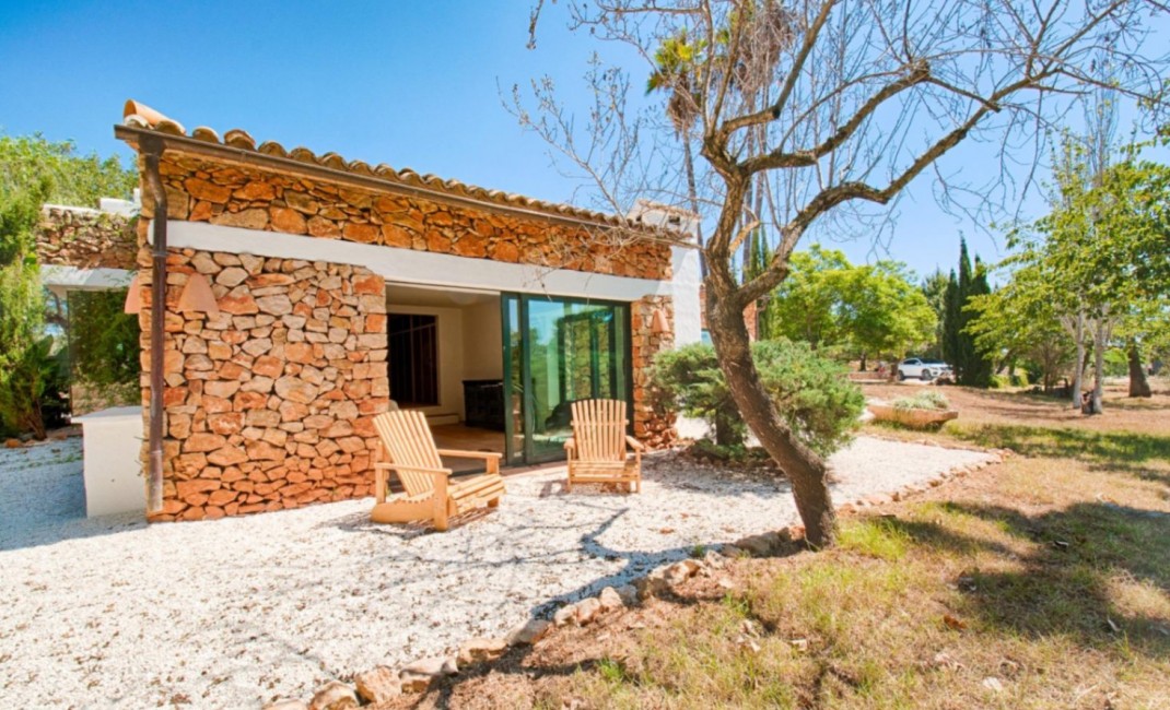 Revente - Plot - Senija - Campo