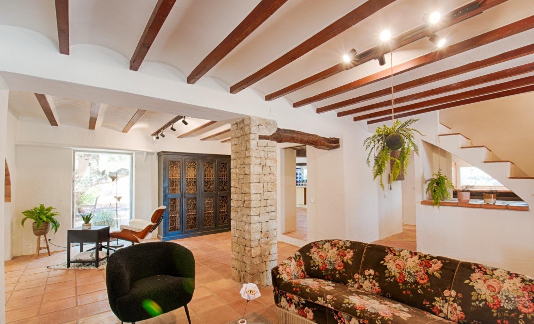 Revente - Plot - Senija - Campo