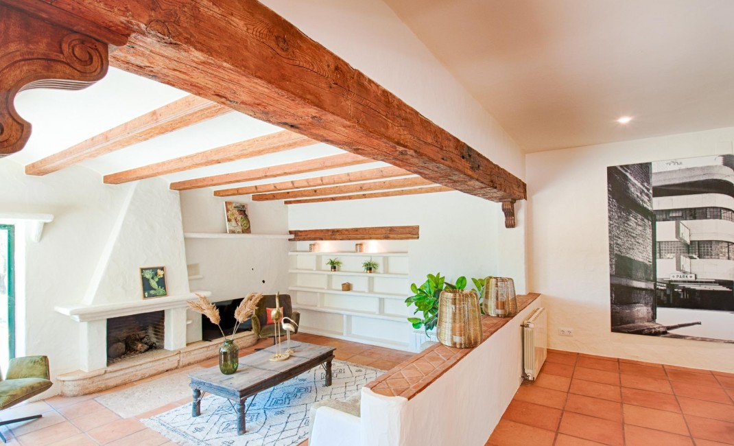 Revente - Plot - Senija - Campo