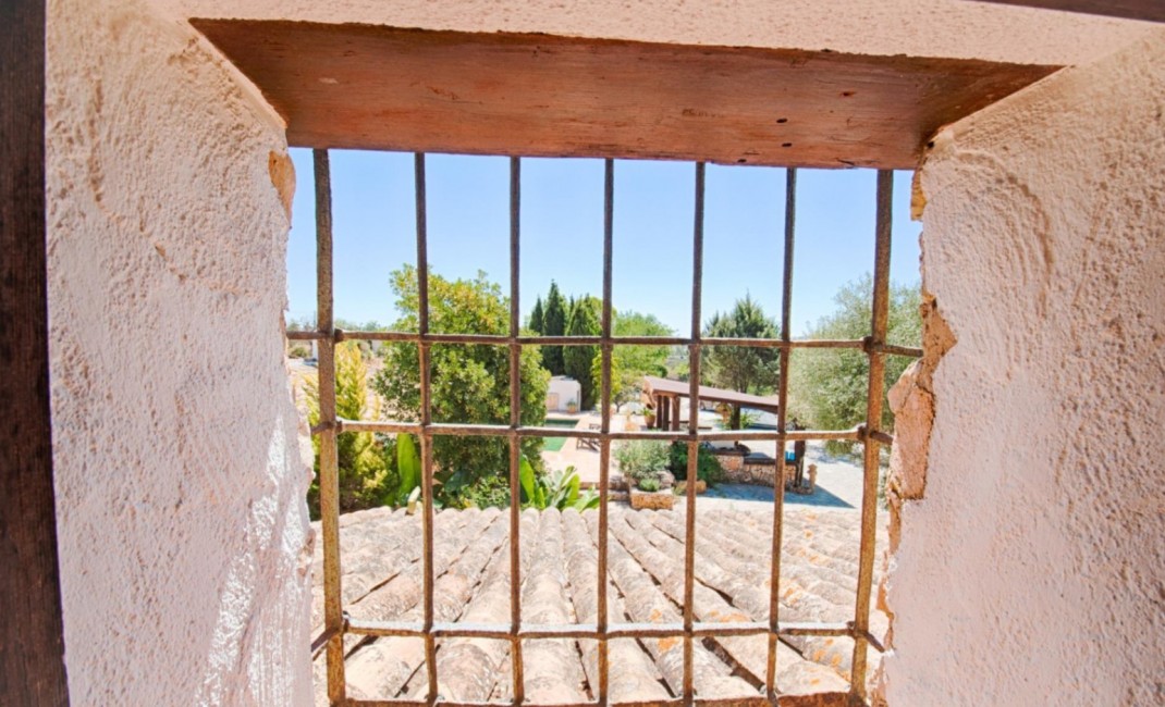 Revente - Plot - Senija - Campo