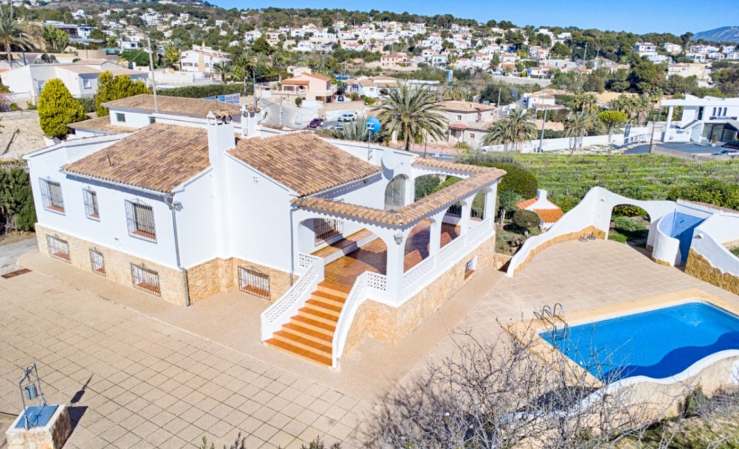 Revente - Villa - Benissa - La Fustera
