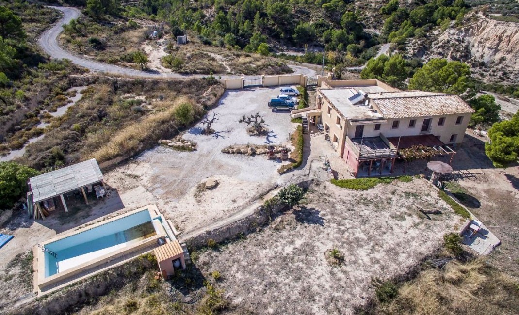 Sale - Plot - Relleu