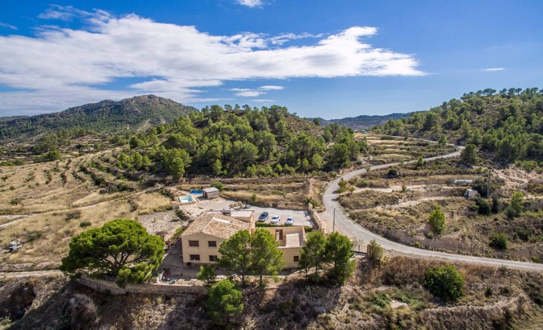 Sale - Plot - Relleu