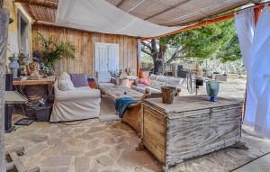 Sale - Plot - Relleu