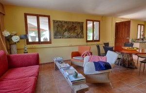 Sale - Plot - Relleu