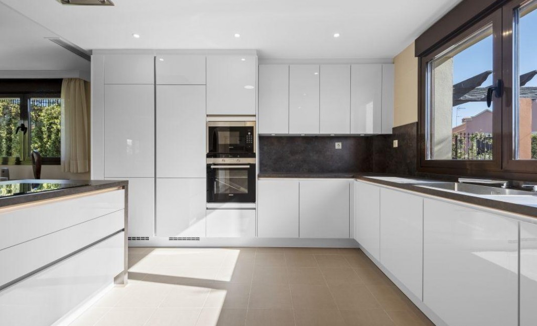 New Build - Semidetached - Estepona