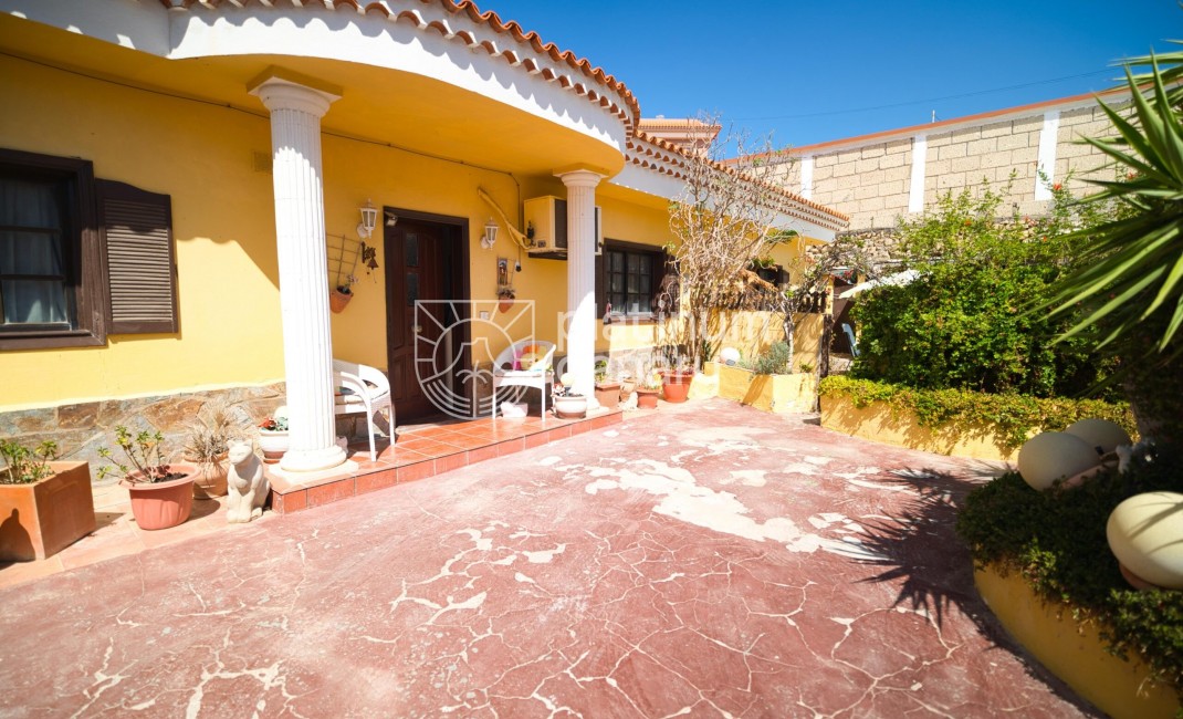 Revente - house - Granadilla de Abona - Santa Cruz de Tenerife