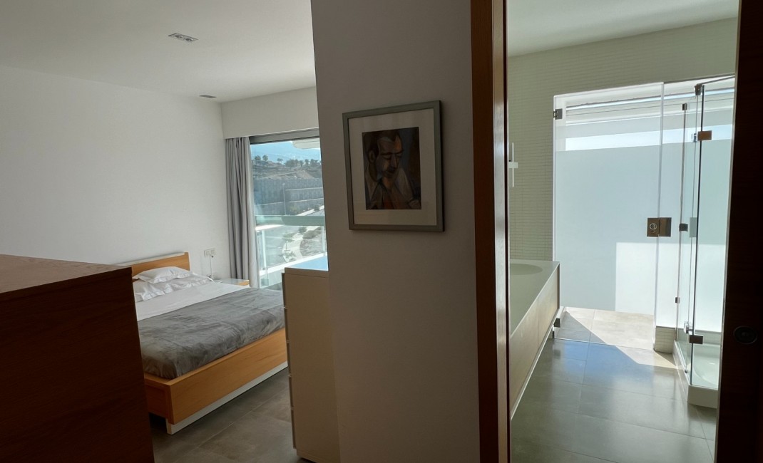 New Build - Villa - La Caleta