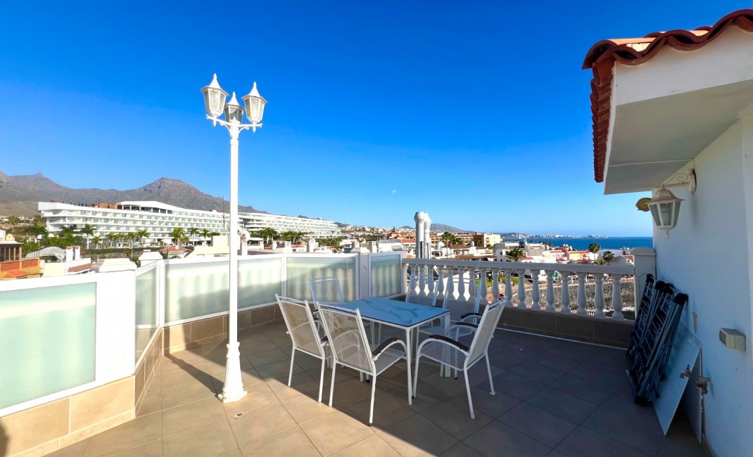Revente - house - La Caleta