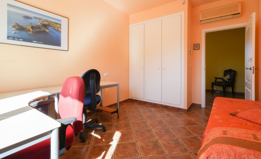 Revente - Chalets Independientes - Alicante - Jacarilla