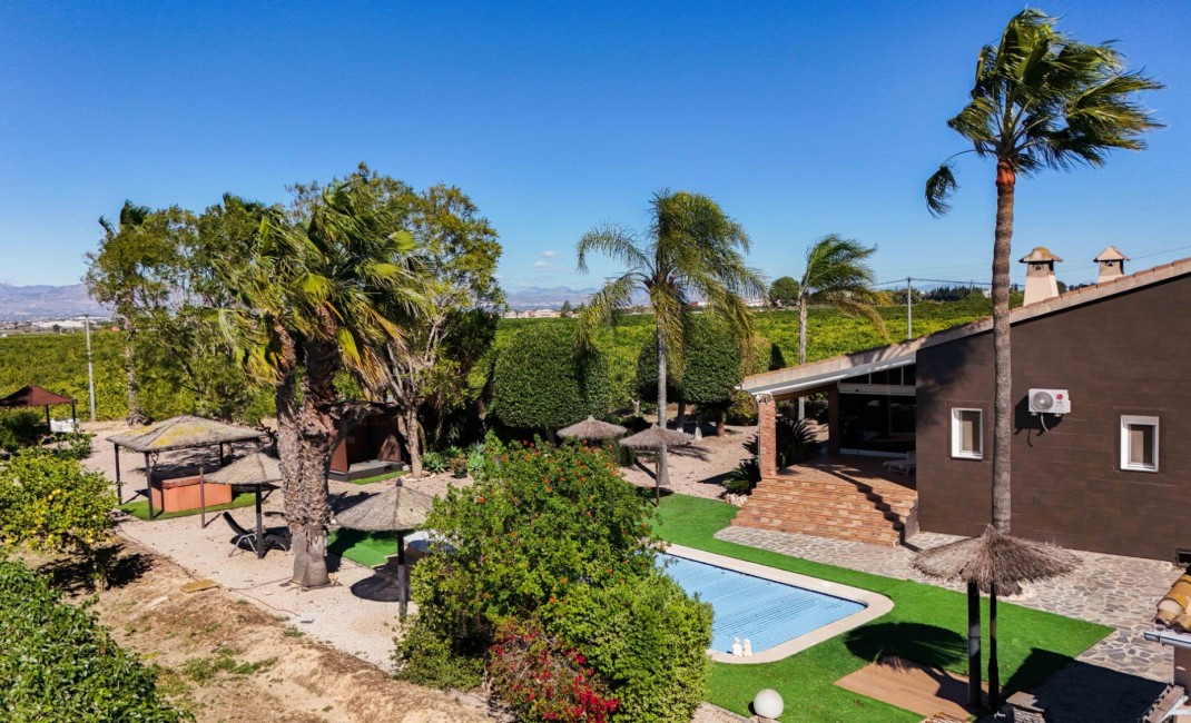 Revente - Chalets Independientes - Alicante - Jacarilla