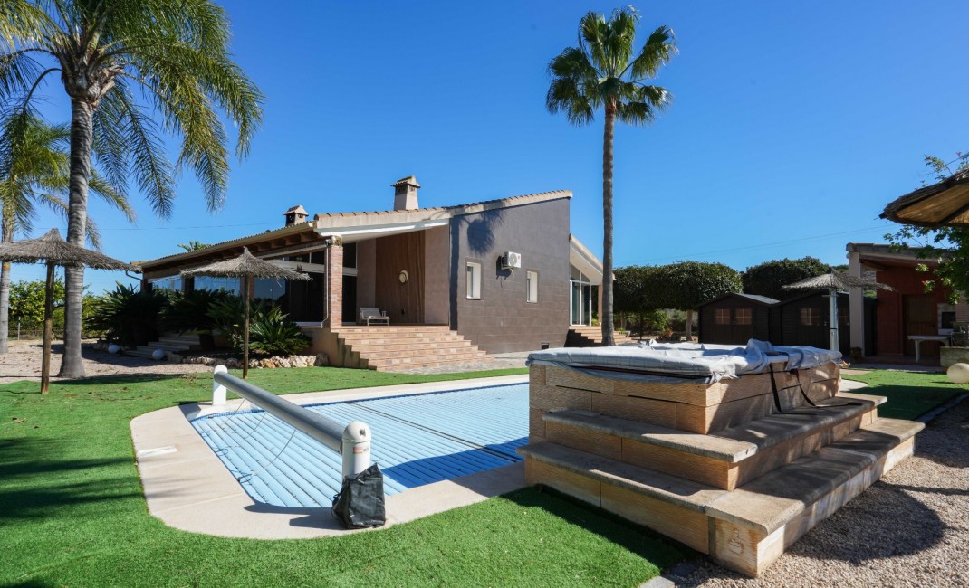 Revente - Chalets Independientes - Alicante - Jacarilla
