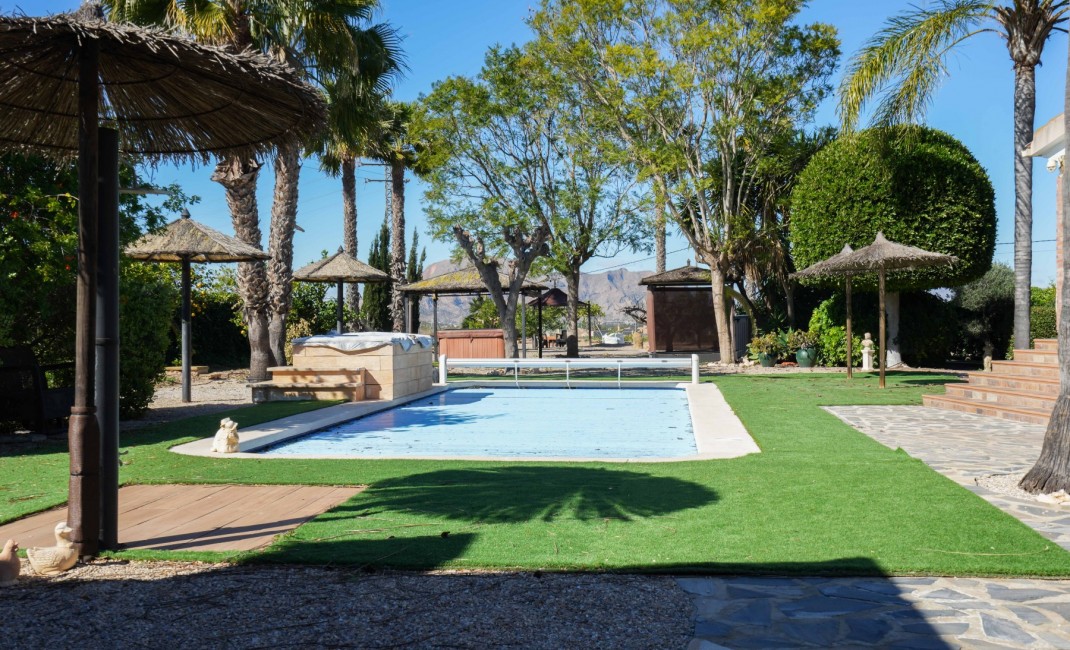 Revente - Chalets Independientes - Alicante - Jacarilla