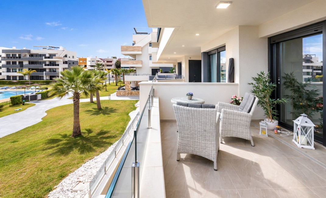 Sale - Apartament - Orihuela Costa - Playa Flamenca
