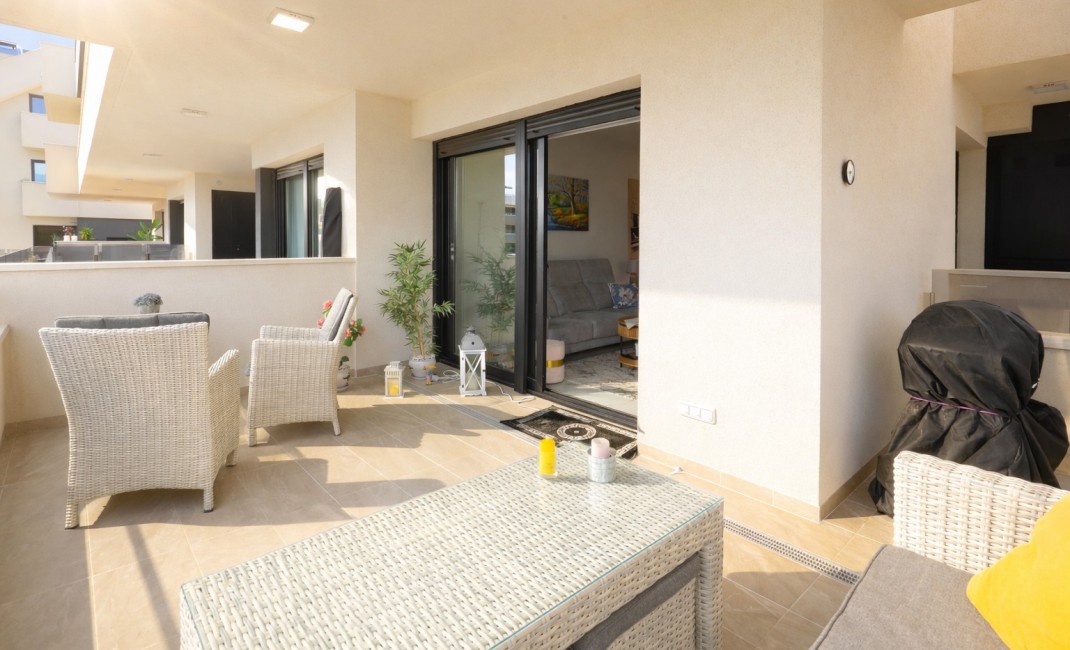 Sale - Apartament - Orihuela Costa - Playa Flamenca