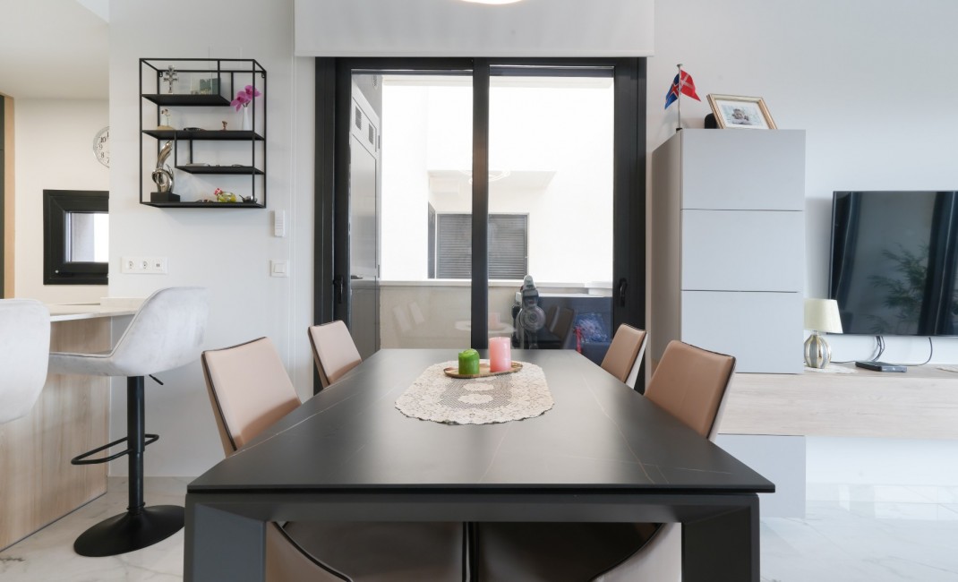 Sale - Apartament - Orihuela Costa - Playa Flamenca