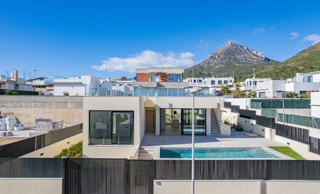 Nouvelle construction - Villa - Polop