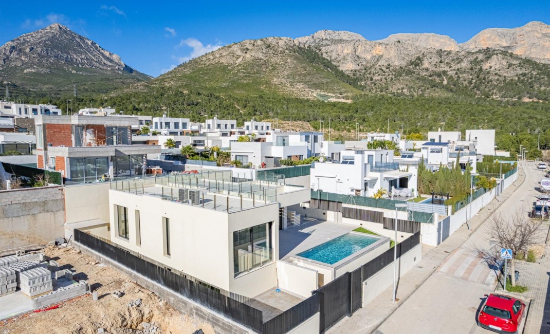 Nouvelle construction - Villa - Polop