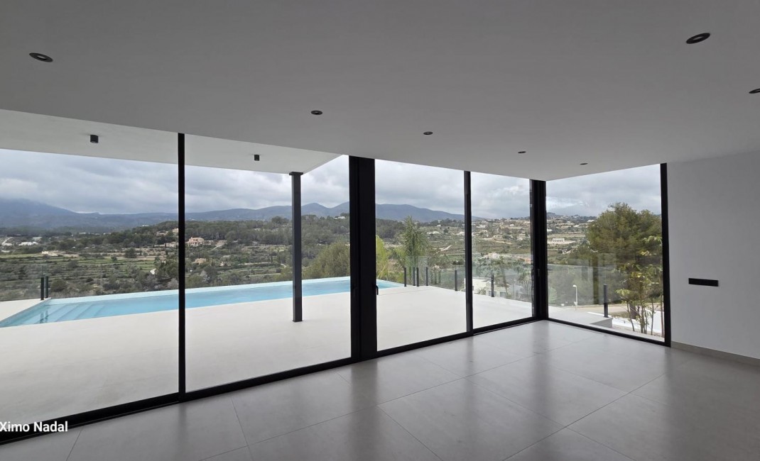 Revente - Villa - Calpe - Empedrola