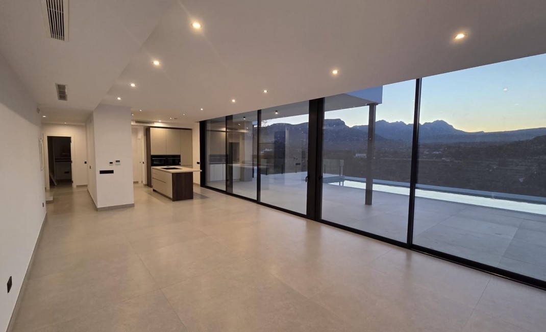 Revente - Villa - Calpe - Empedrola