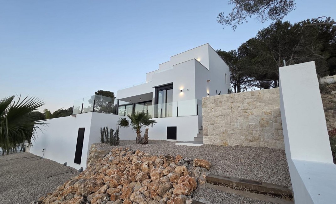 Revente - Villa - Calpe - Empedrola