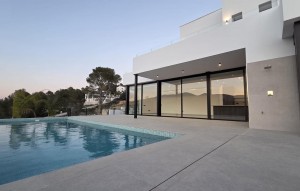 Revente - Villa - Calpe - Empedrola