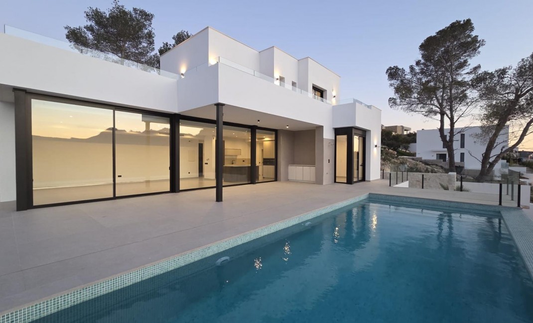 Revente - Villa - Calpe - Empedrola