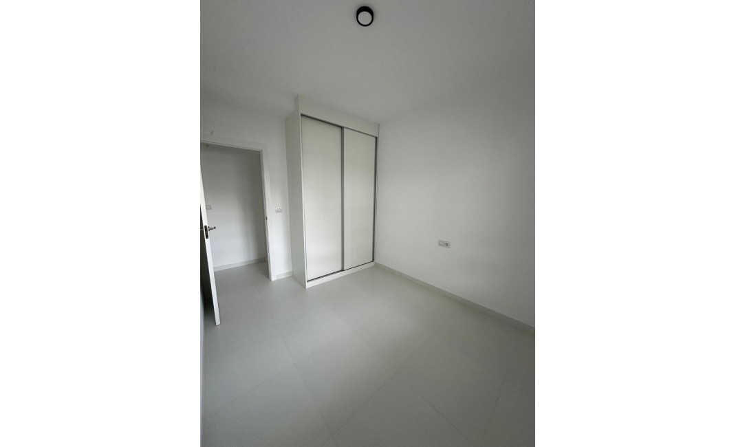 Revente - Apartement - San Miguel - San Miguel Salinas