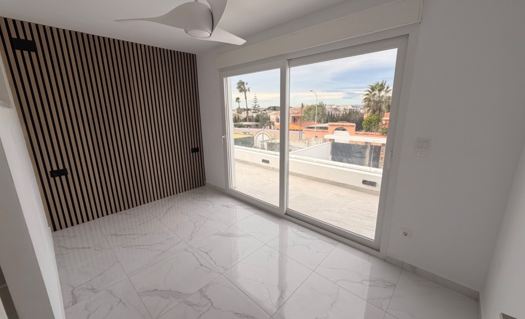 Revente - Detached Villa - Torrevieja - La Siesta