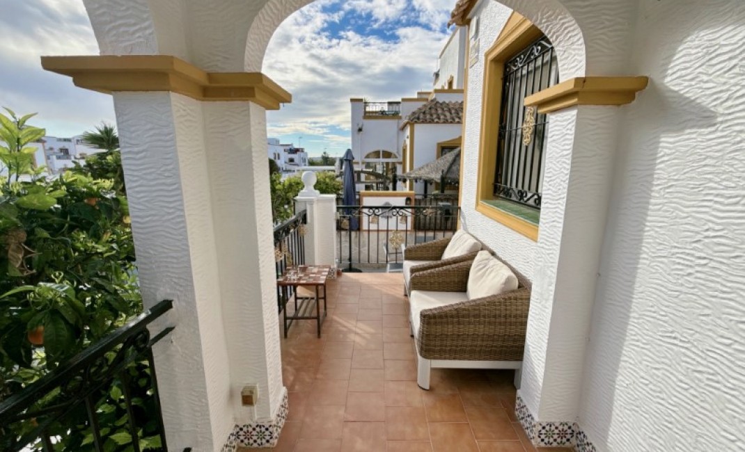 Sale - house - Orihuela - Desamparados - Hurchillo - Torremendo